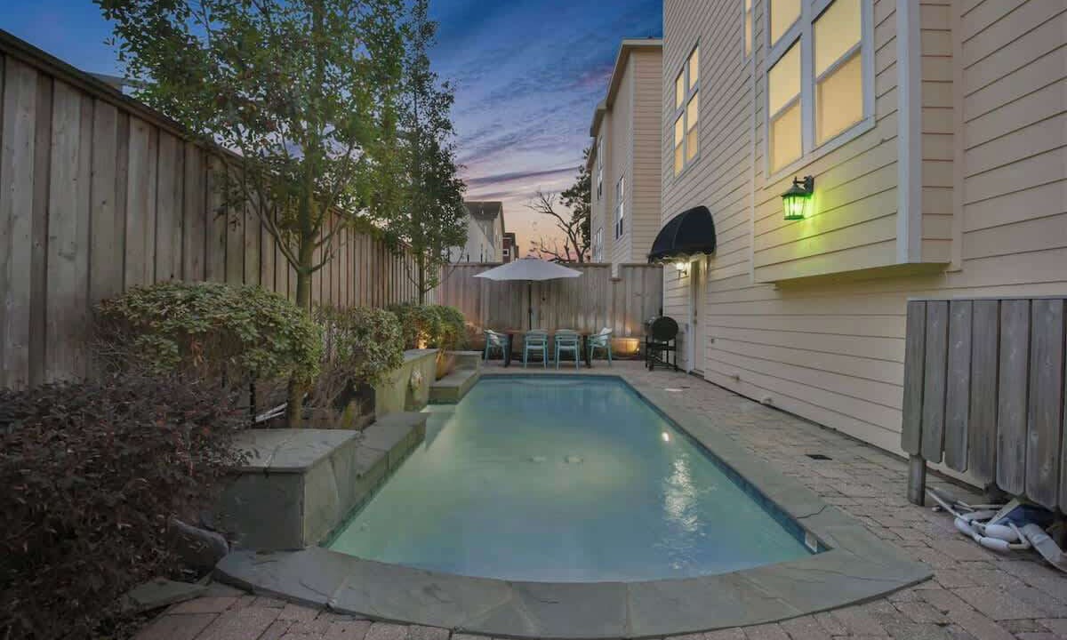 Photo of Outdoor in Shady Acres