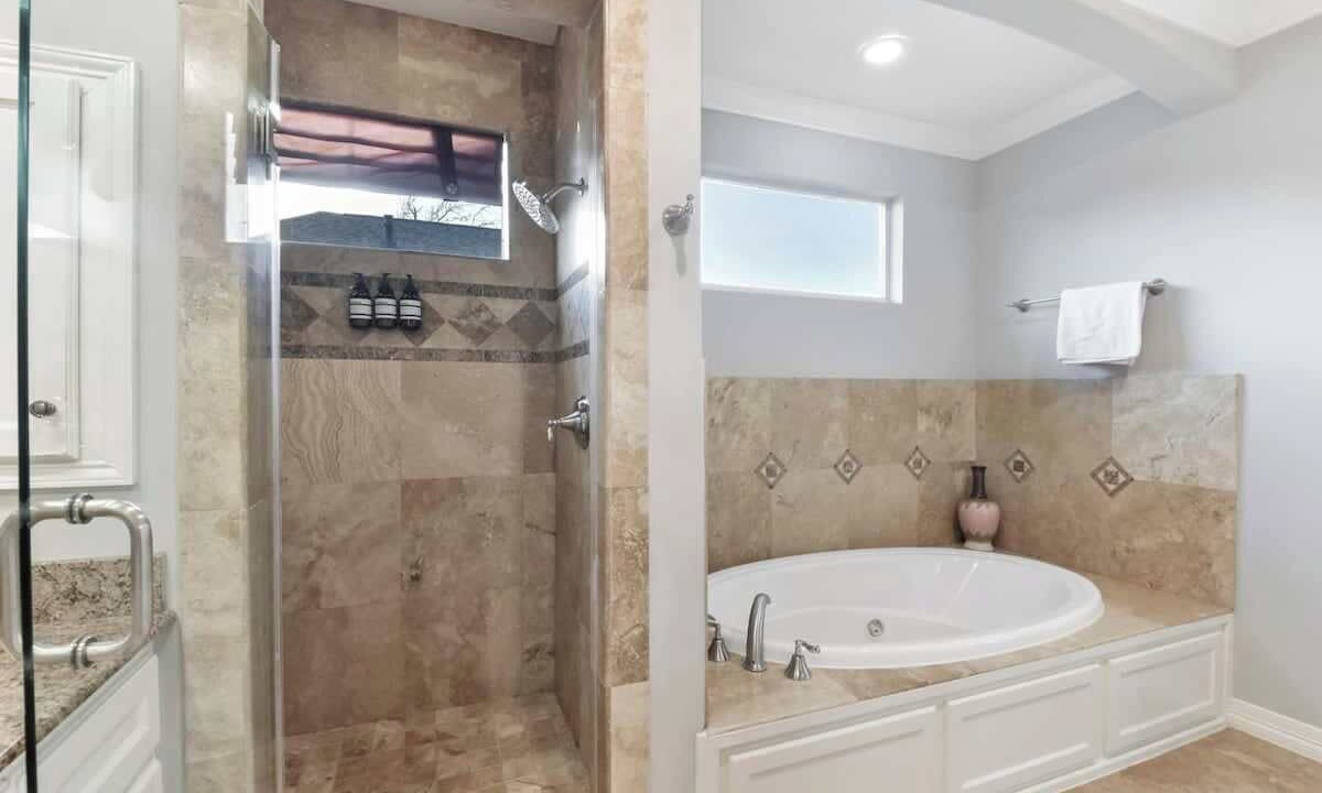 Photo of Bathroom in Shady Acres
