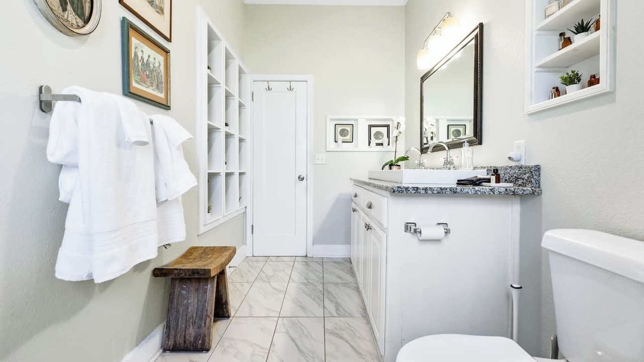 Photo of Bathroom in East Riverside
