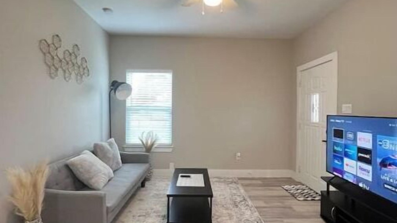 Photo of Livingroom in Houston