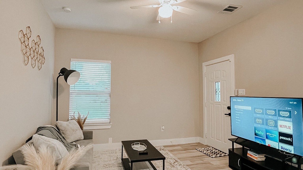 Photo of Livingroom in Houston