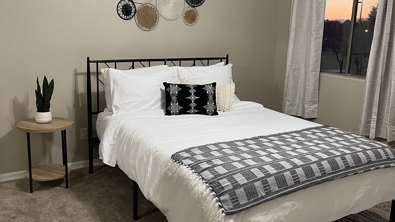 Photo of Bedroom in Rovey Farm Estates