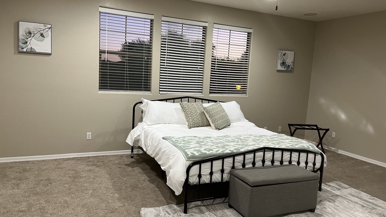 Photo of Bedroom in Rovey Farm Estates