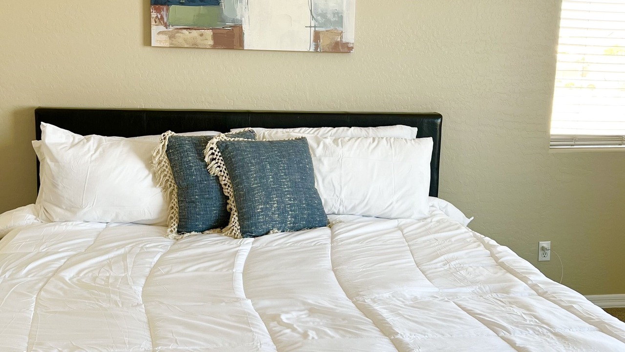 Photo of Bedroom in Rovey Farm Estates