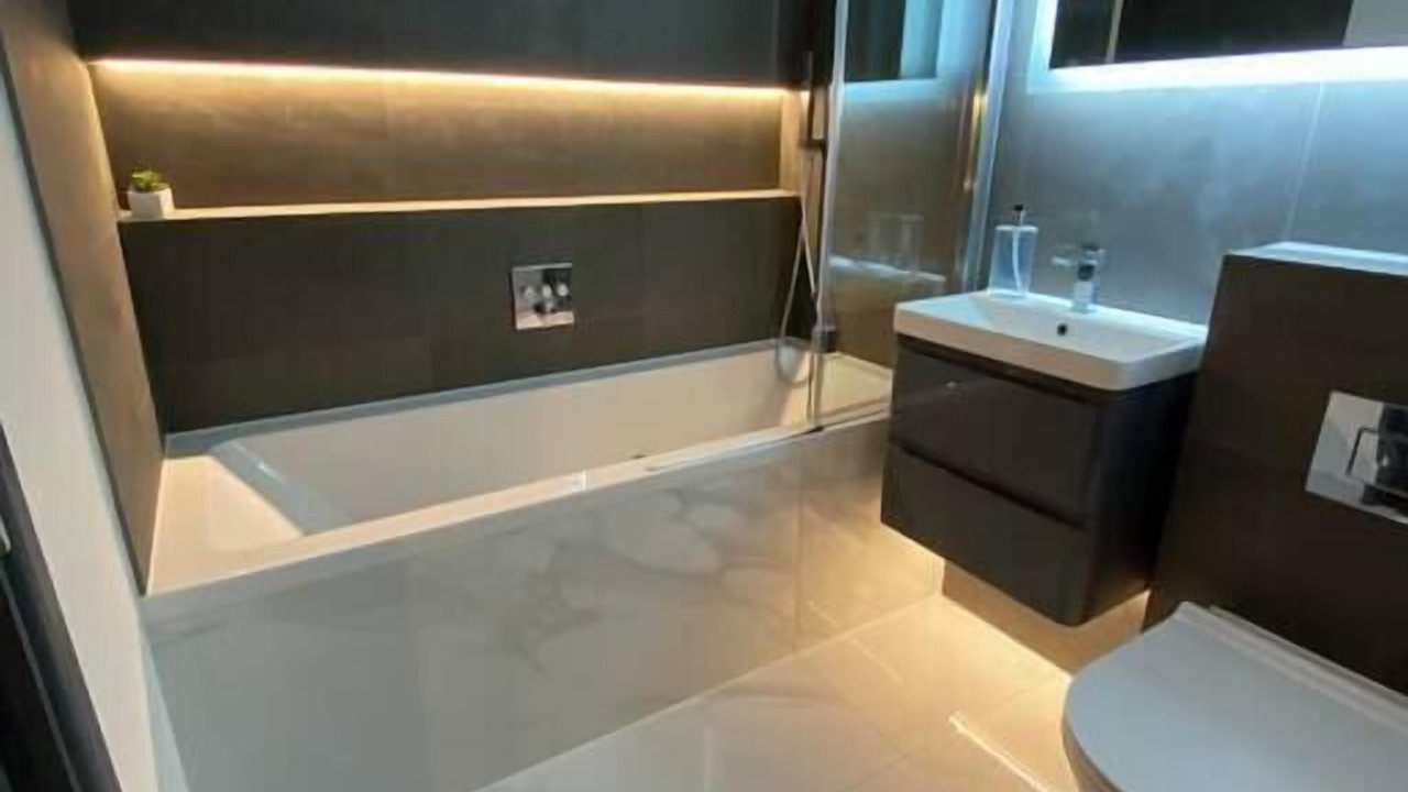 Photo of Bathroom in Reading