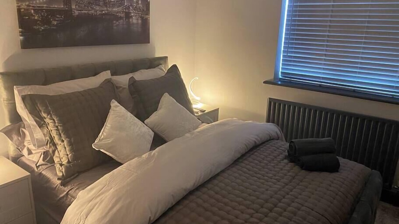 Photo of Bedroom in Reading