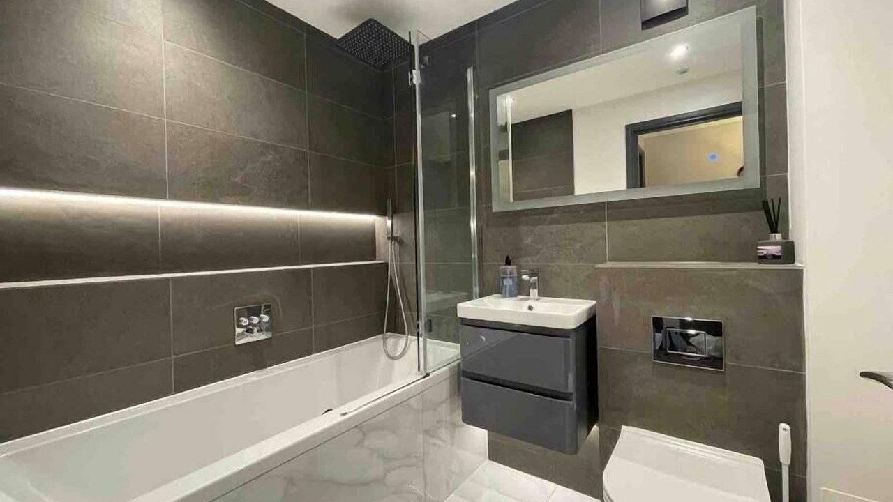 Photo of Bathroom in Reading