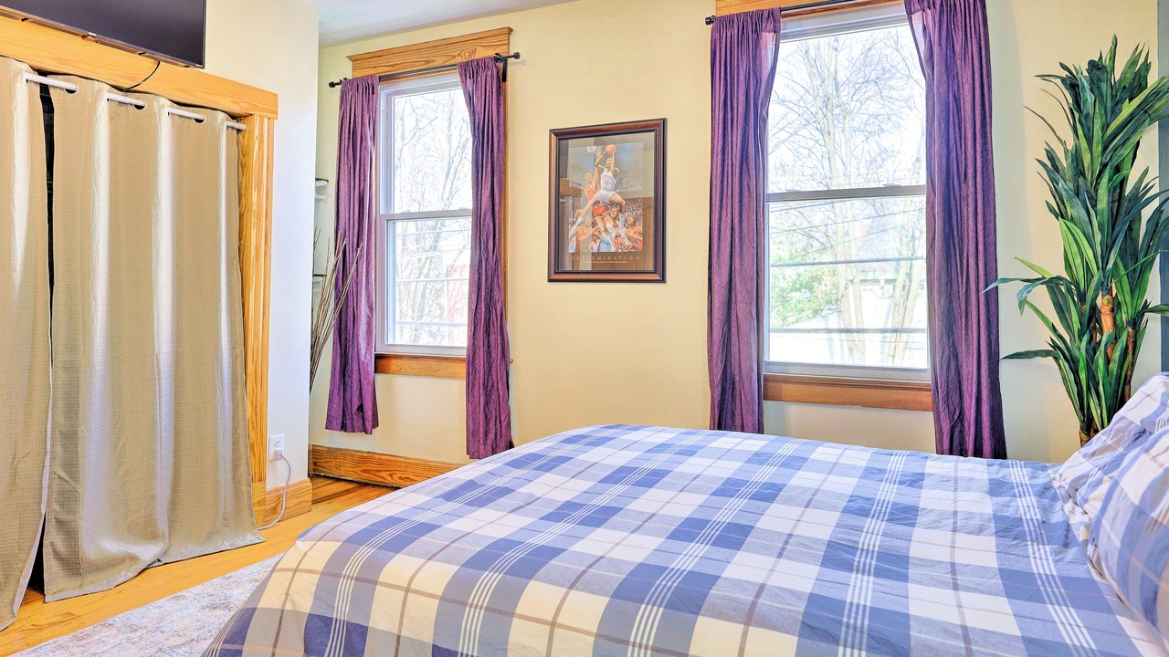 Photo of Bedroom in Clifton Heights