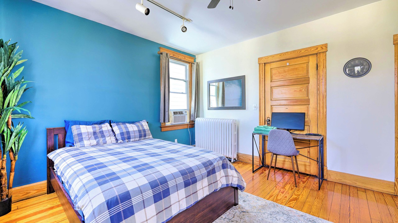 Photo of Bedroom in Clifton Heights