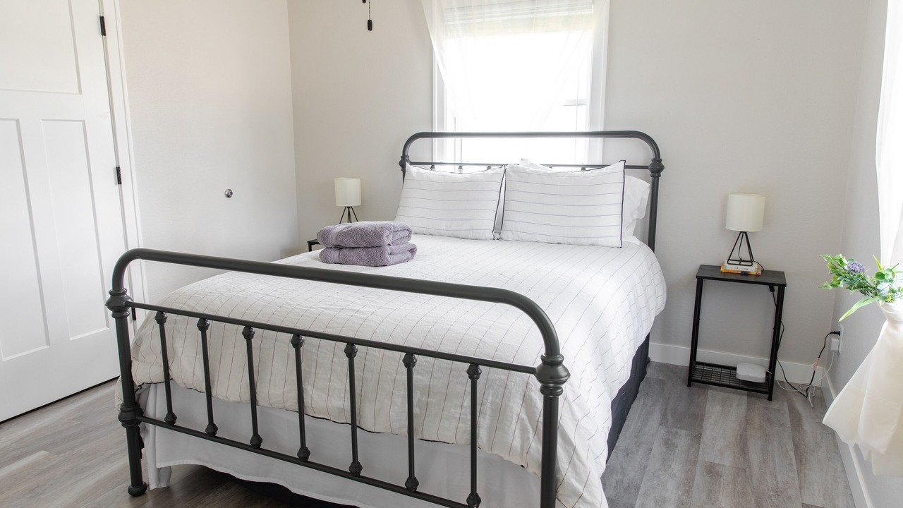 Photo of Bedroom in Decorah