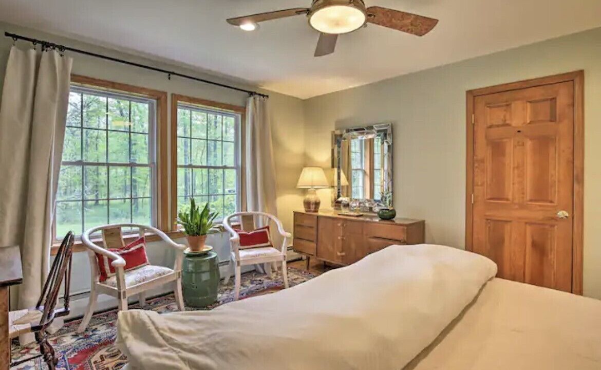 Photo of Bedroom in Gardiner