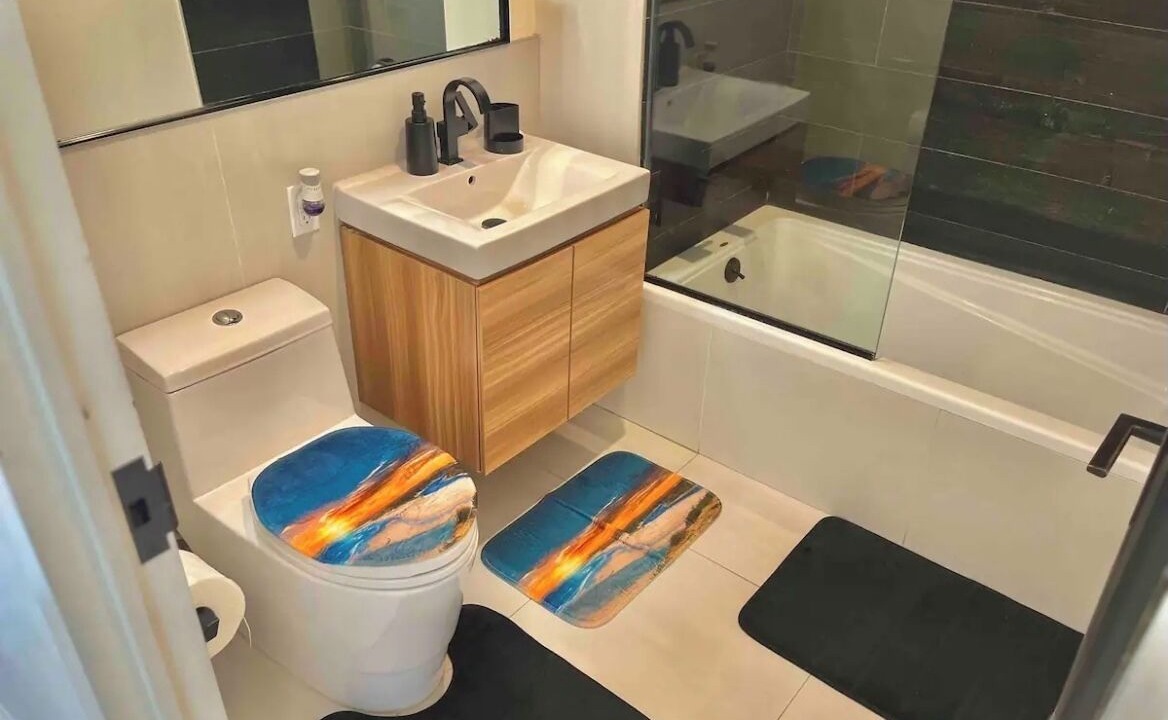 Photo of Bathroom in Flatbush