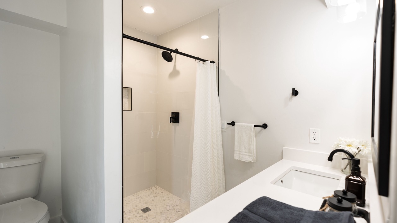 Photo of Bathroom in Central Oklahoma City