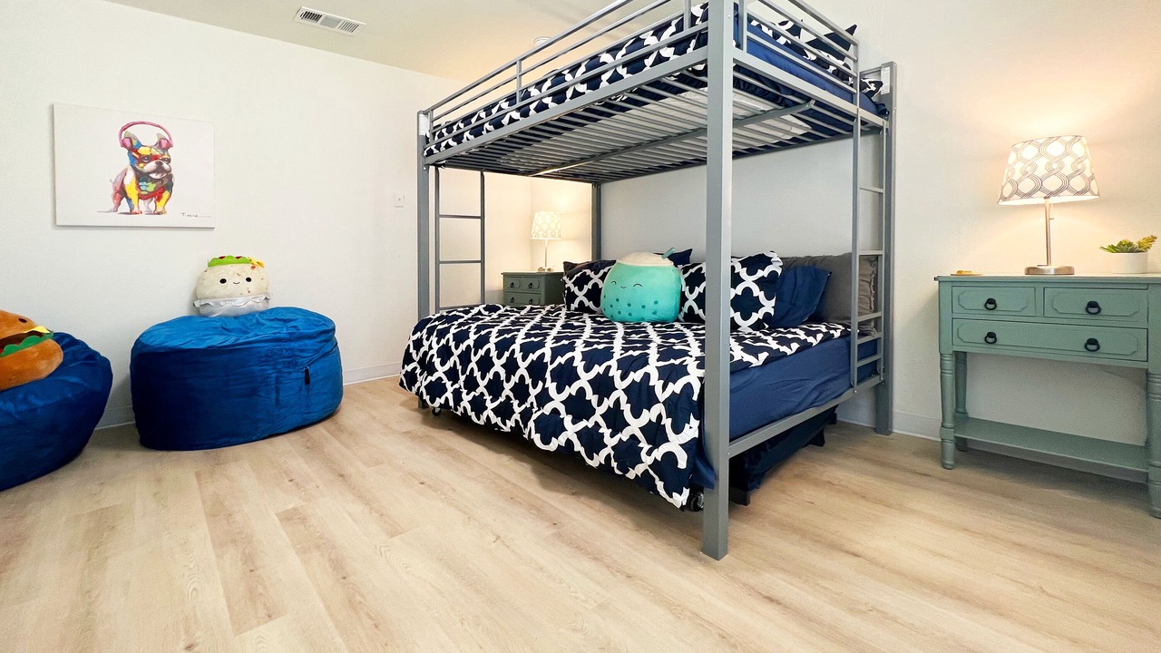 Photo of Bedroom in Park Central
