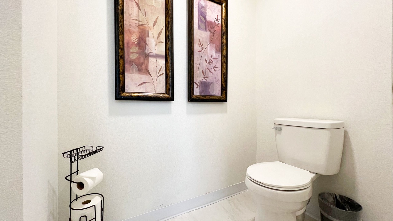 Photo of Bathroom in Park Central