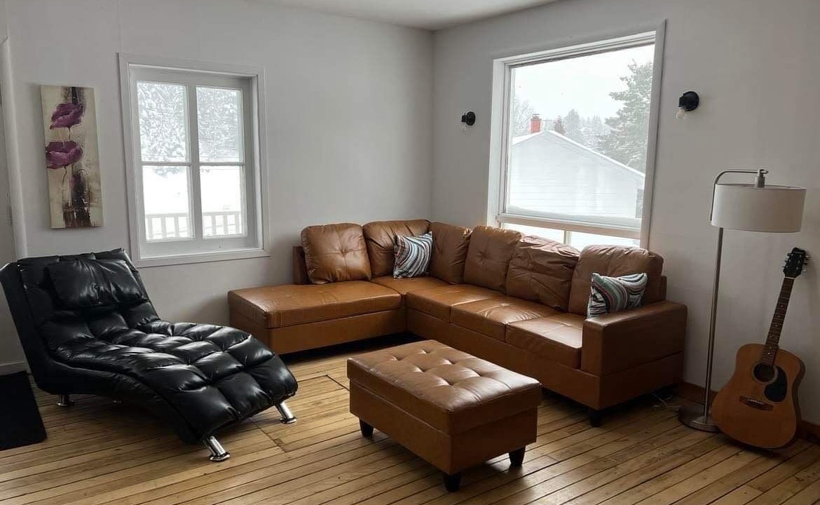 Photo of Livingroom in L'Anse-Saint-Jean