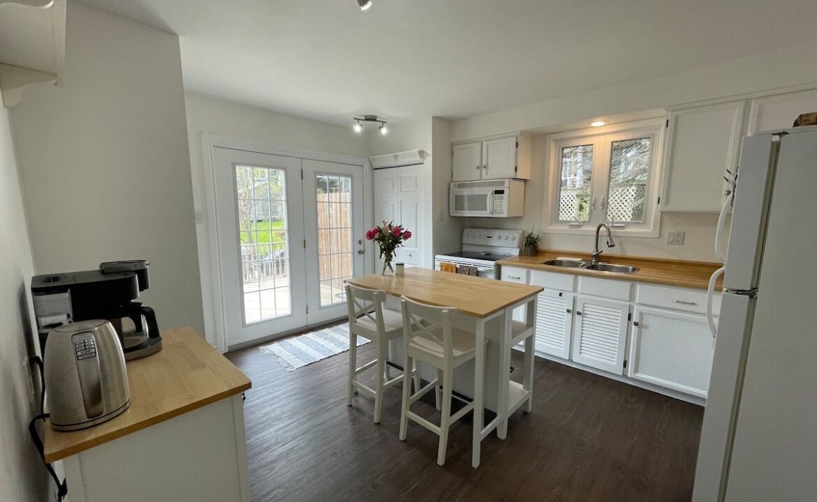 Photo of Kitchen in Port Stanley