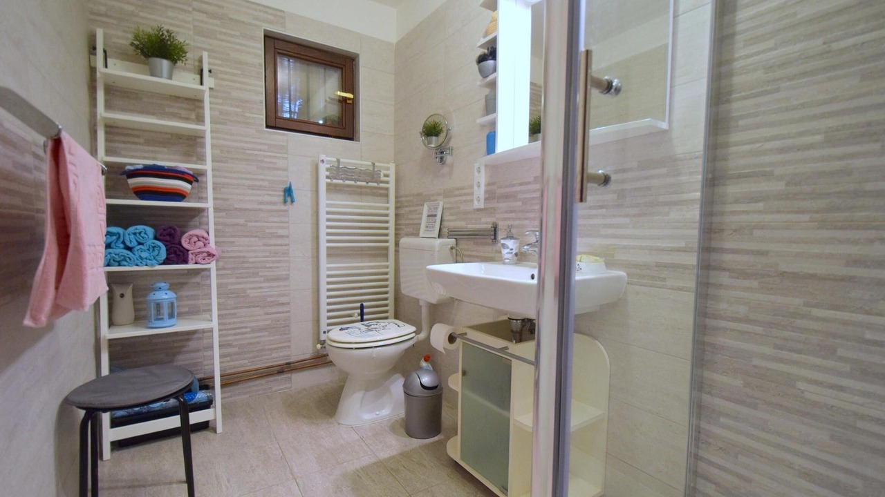 Photo of Bathroom in Omisalj