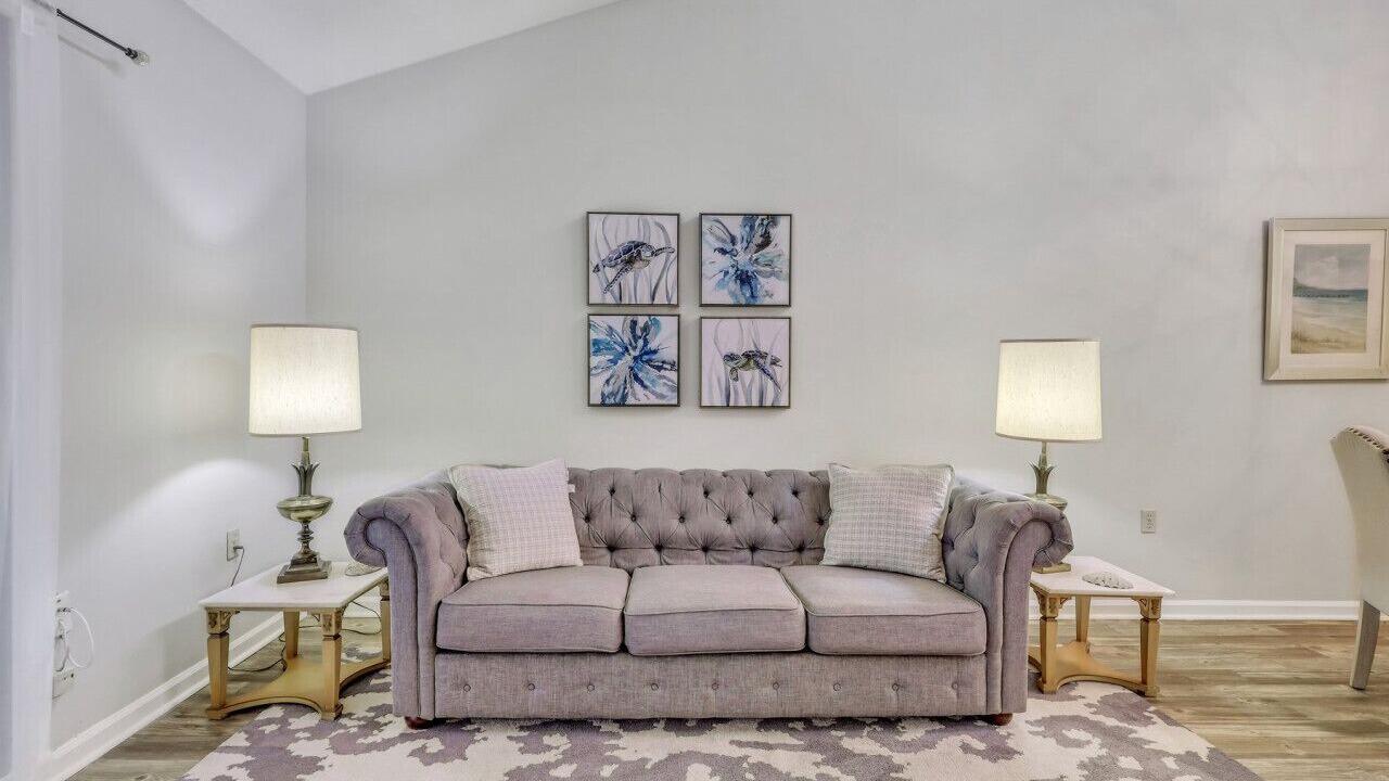 Photo of Livingroom in St. Marys