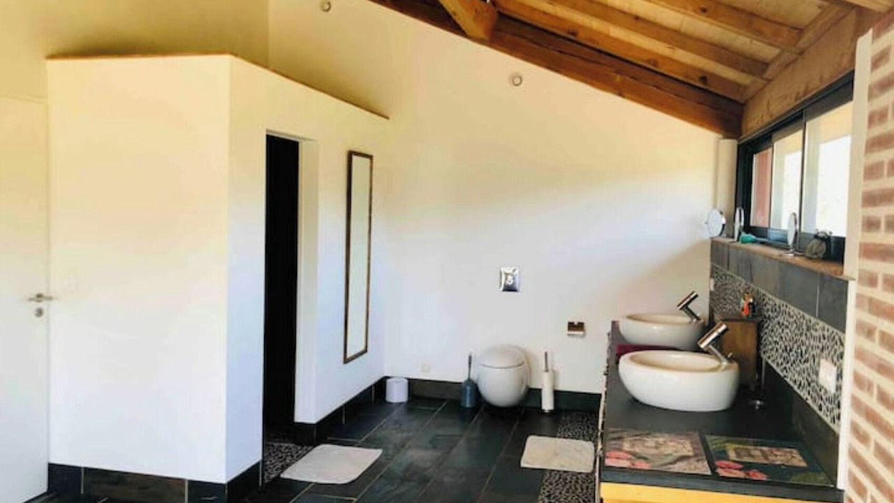 Photo of Bathroom in Cazals