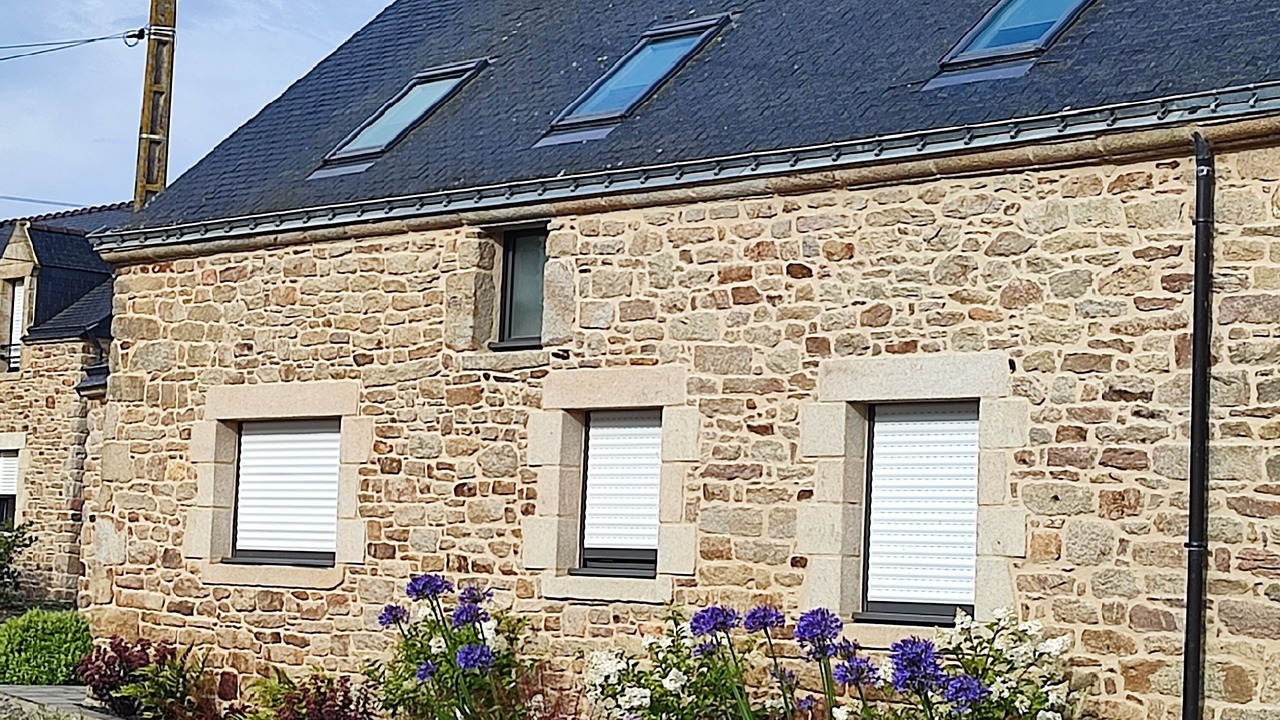 Photo of Outdoor in Peaule
