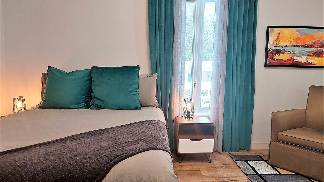 Photo of Bedroom in Ste Petronille