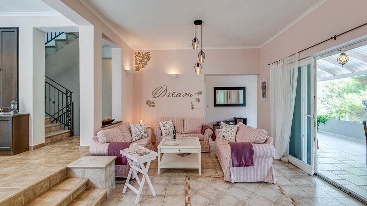 Photo of Livingroom in Pasadur