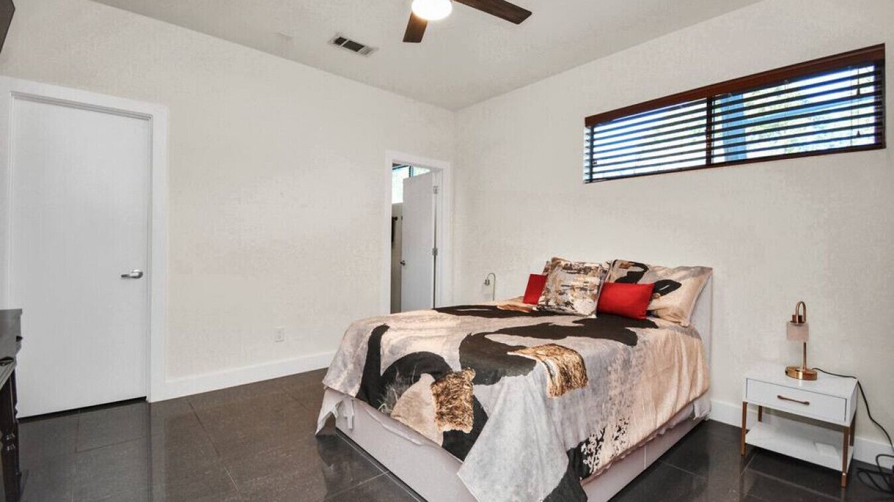 Photo of Bedroom in South Central Houston