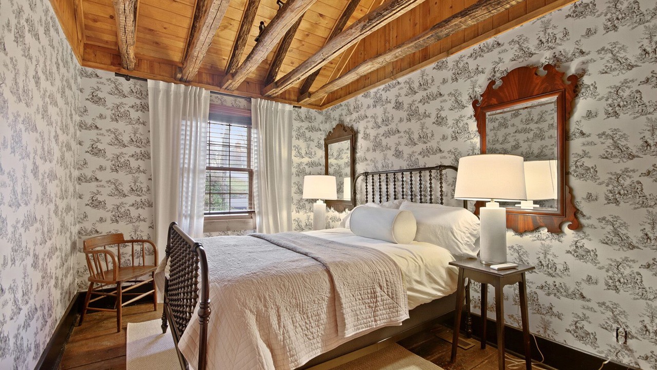 Photo of Bedroom in Arrow Rock