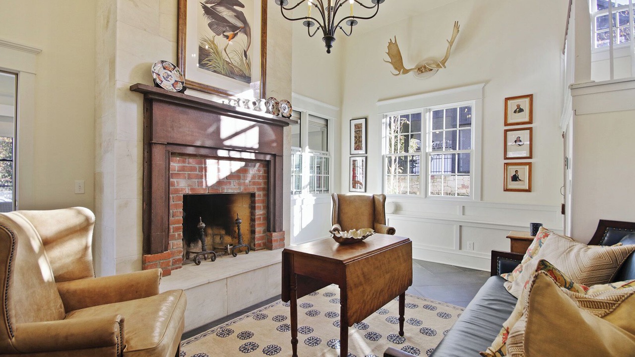 Photo of Livingroom in Arrow Rock