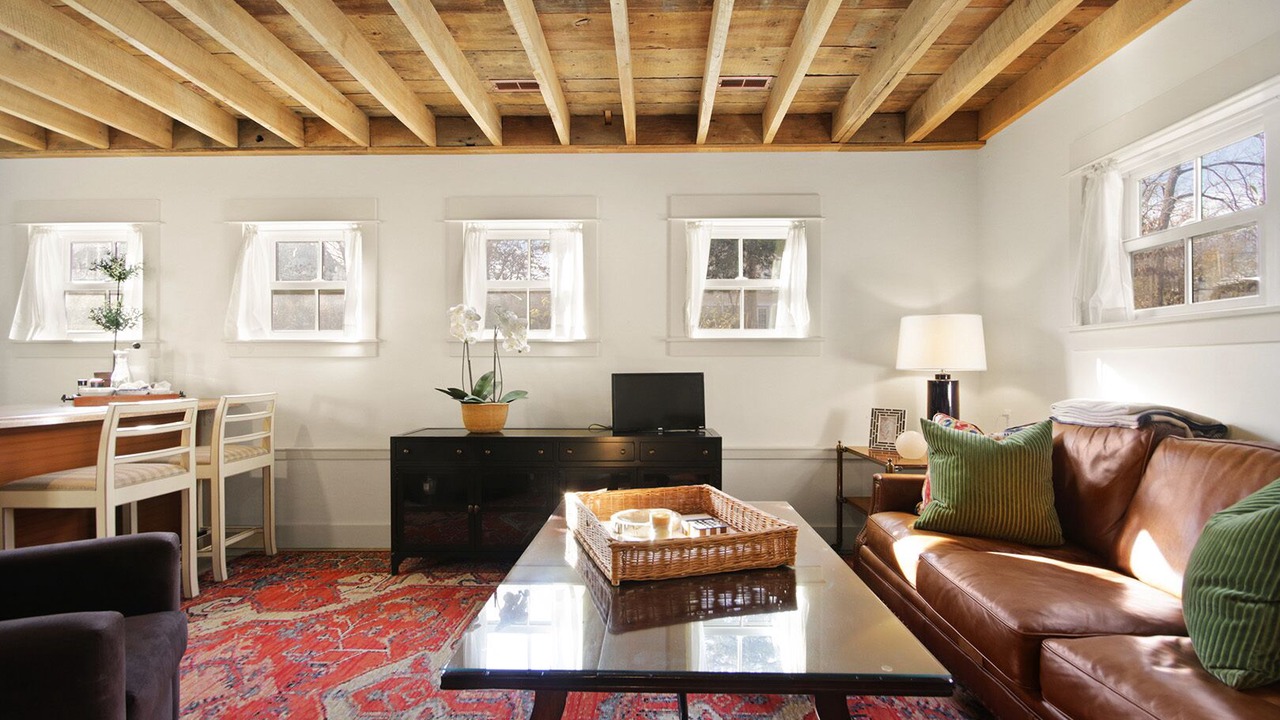 Photo of Livingroom in Boonesboro