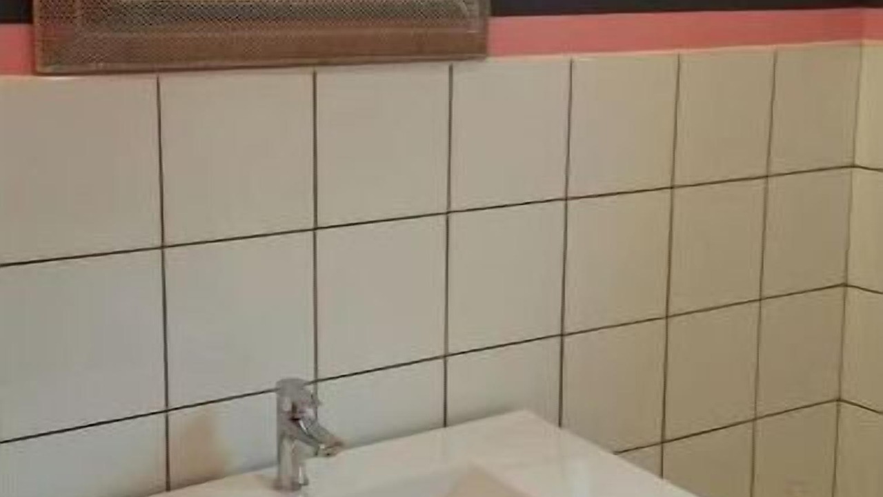 Photo of Bathroom in Caudry