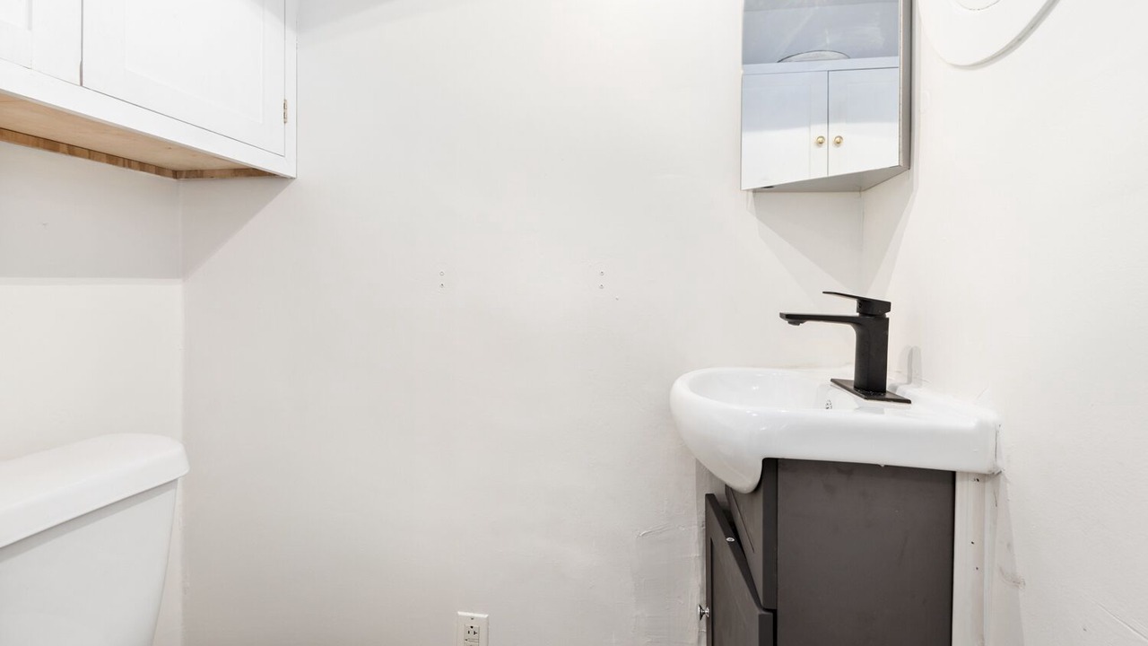 Photo of Bathroom in Beachwood
