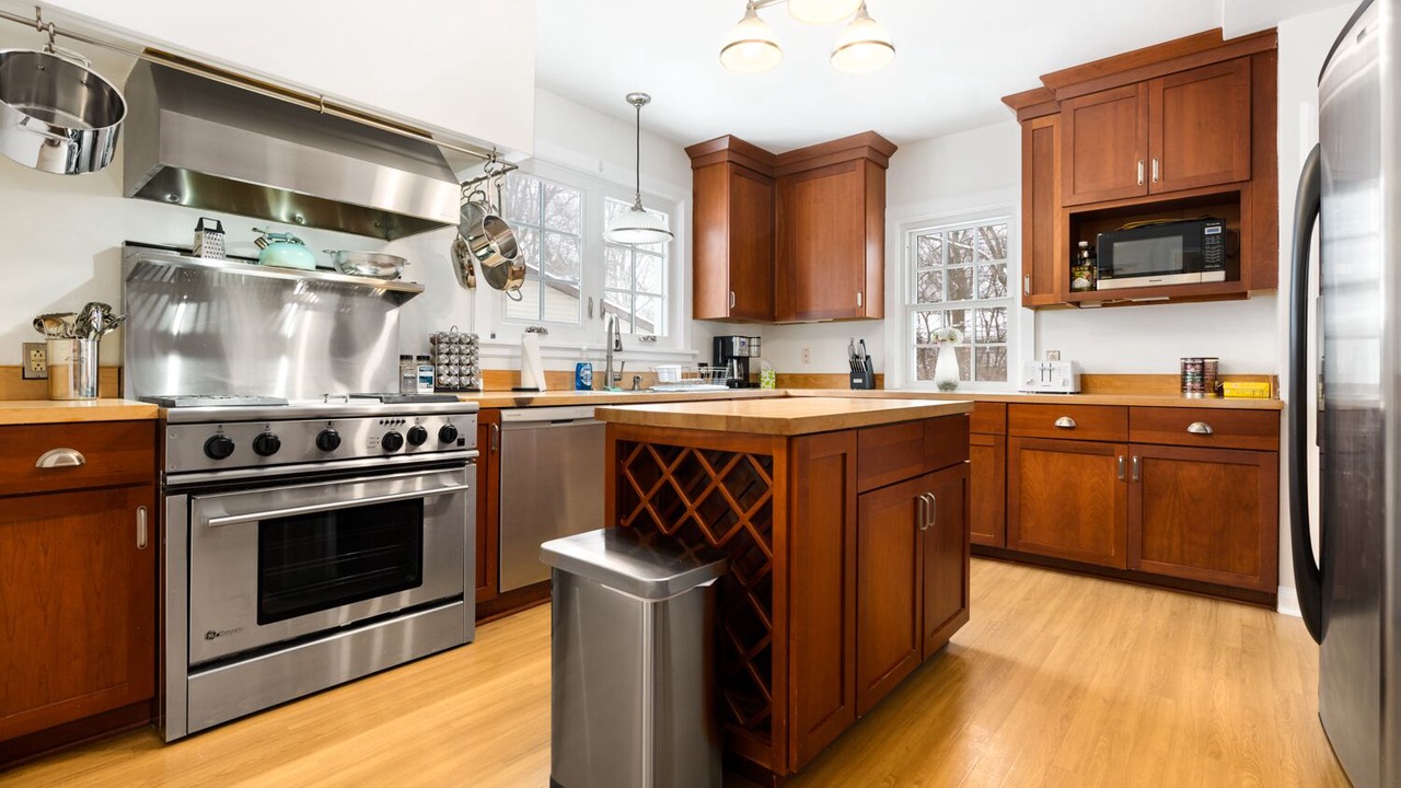 Photo of Kitchen in Beachwood