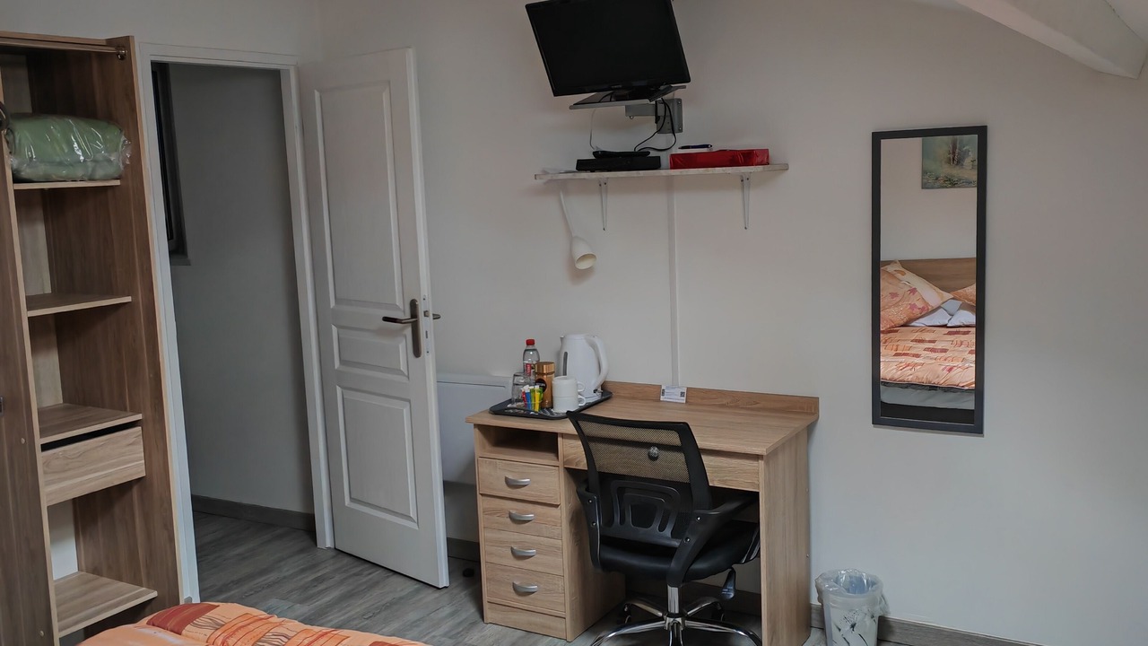 Photo of Bedroom in Saint-Ambroix