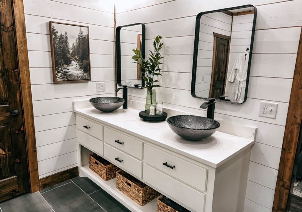 Photo of Bathroom in Broken Bow