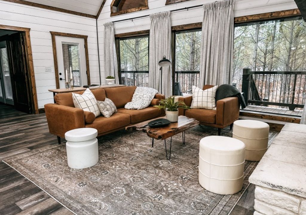Photo of Livingroom in Broken Bow
