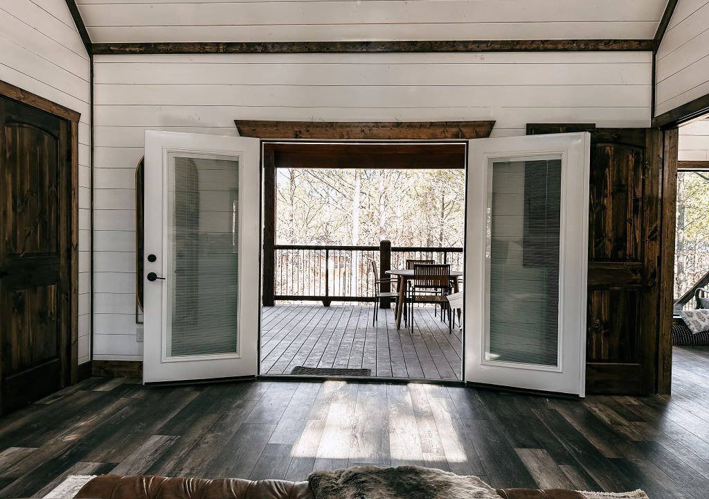 Photo of Livingroom in Broken Bow