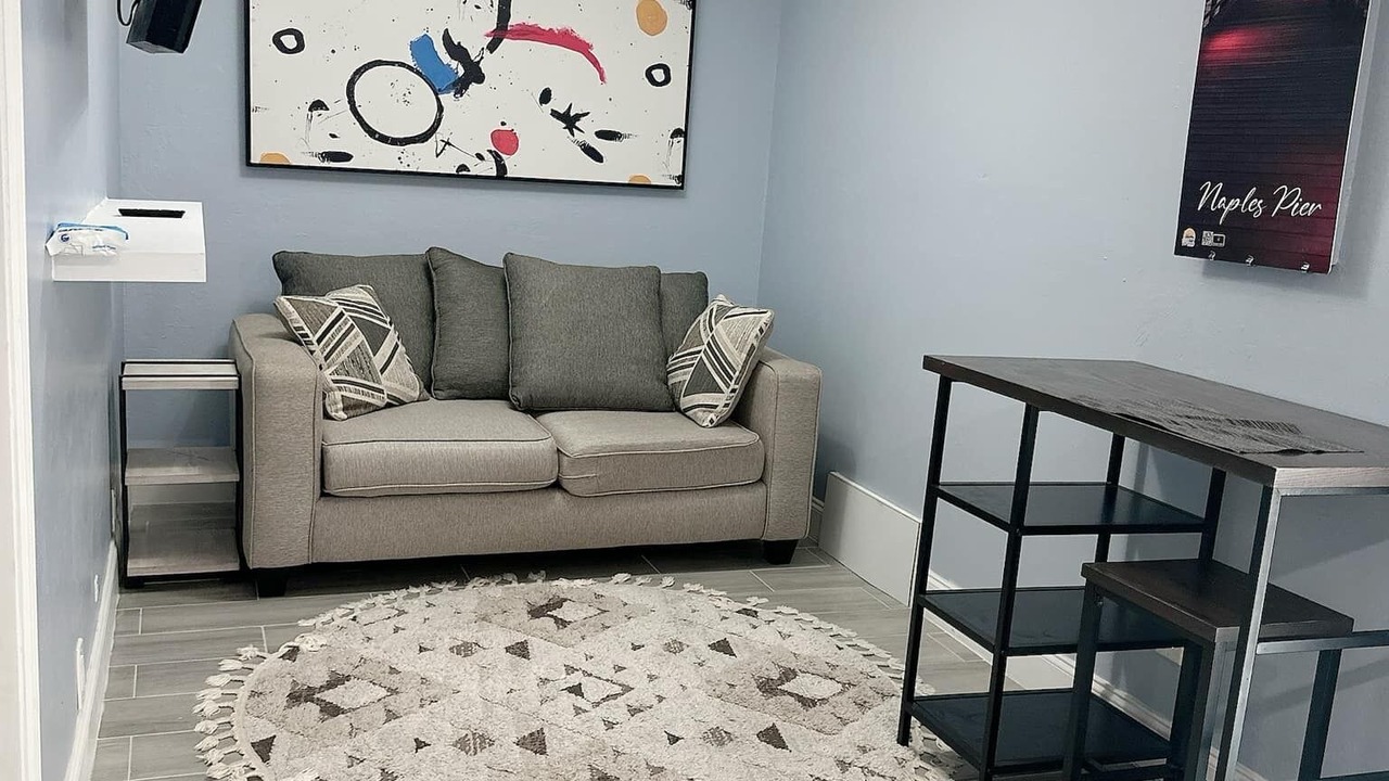 Photo of Livingroom in Golden Gate