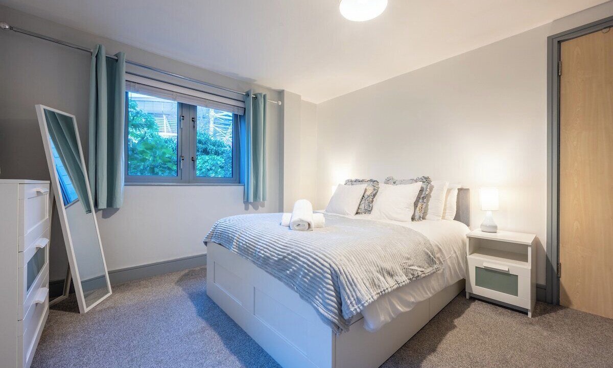 Photo of Bedroom in Riverside