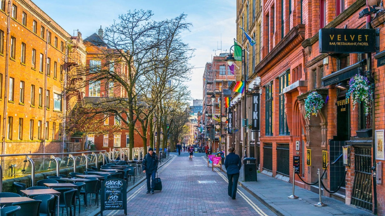 Photo of Others in Market Street