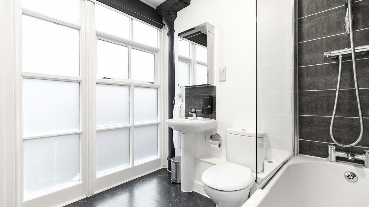 Photo of Bathroom in Market Street