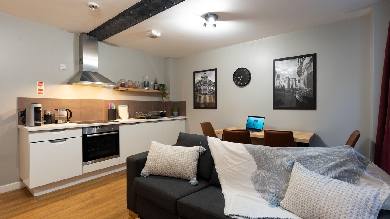 Photo of Others in Market Street