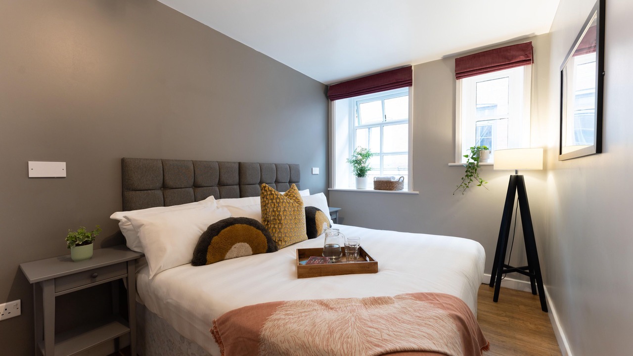 Photo of Others in Market Street