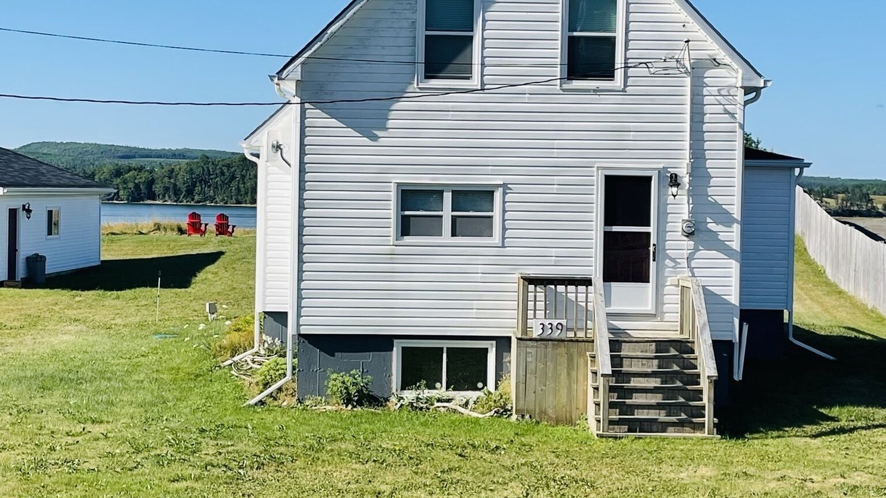 Photo of Others in Mabou