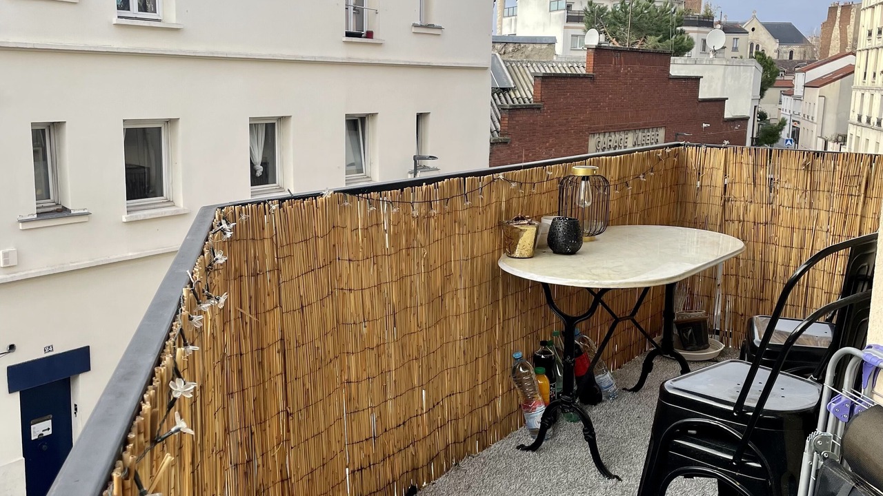 Photo of Outdoor in Les Puces de Saint-Ouen