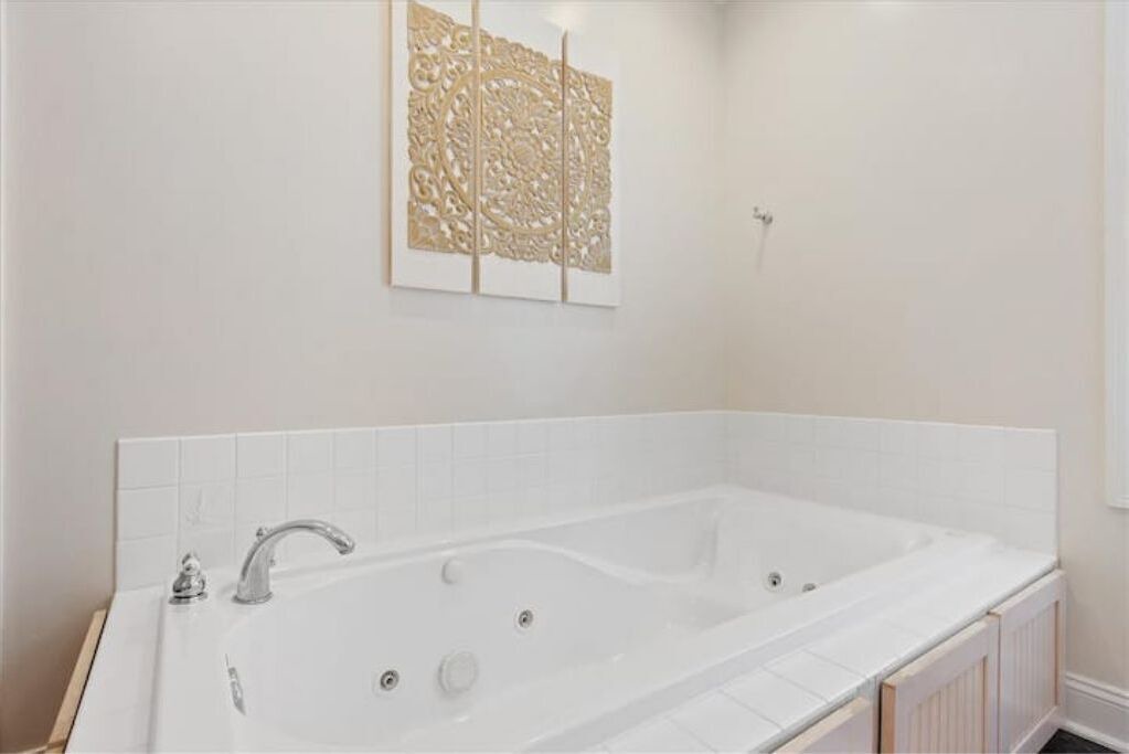 Photo of Bathroom in West Liberty