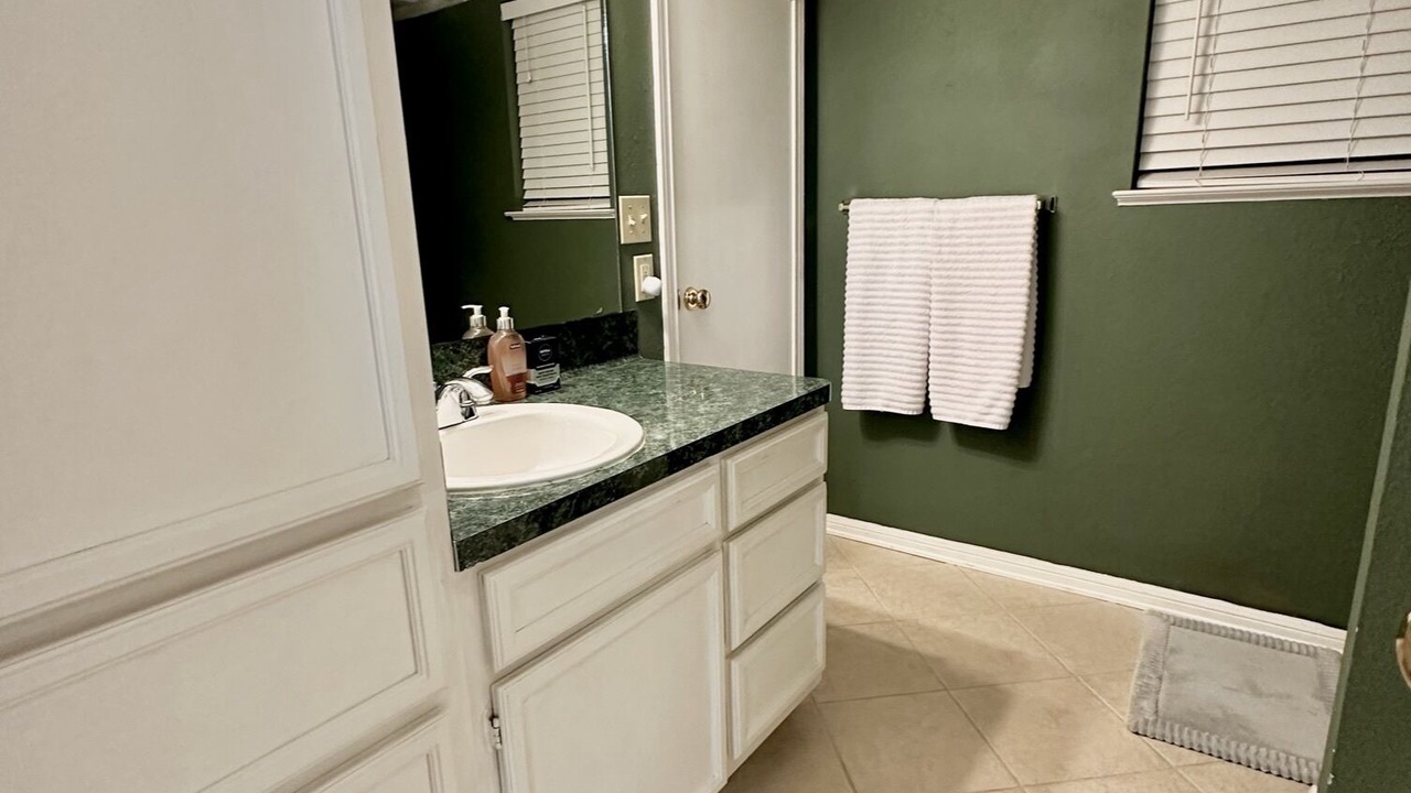 Photo of Bathroom in Hillister