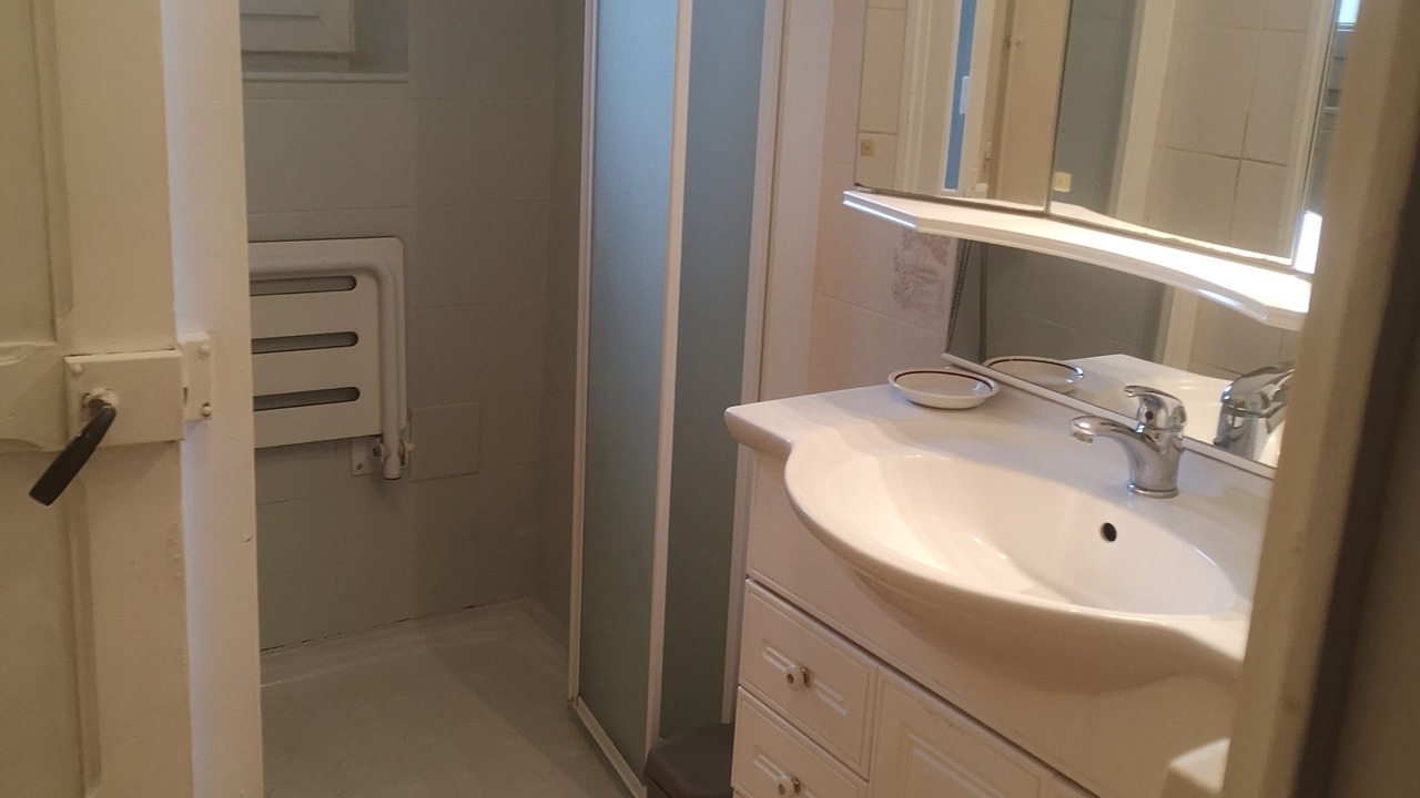 Photo of Bathroom in Ruffec