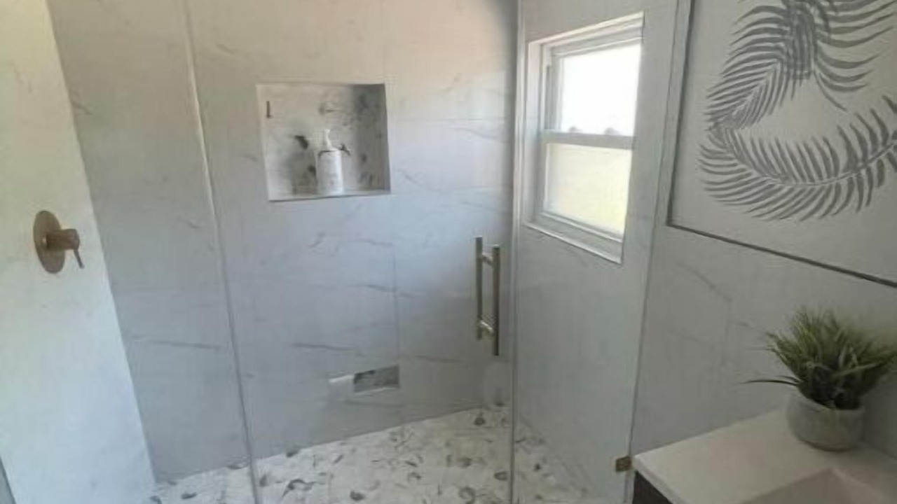 Photo of Bathroom in Galveston